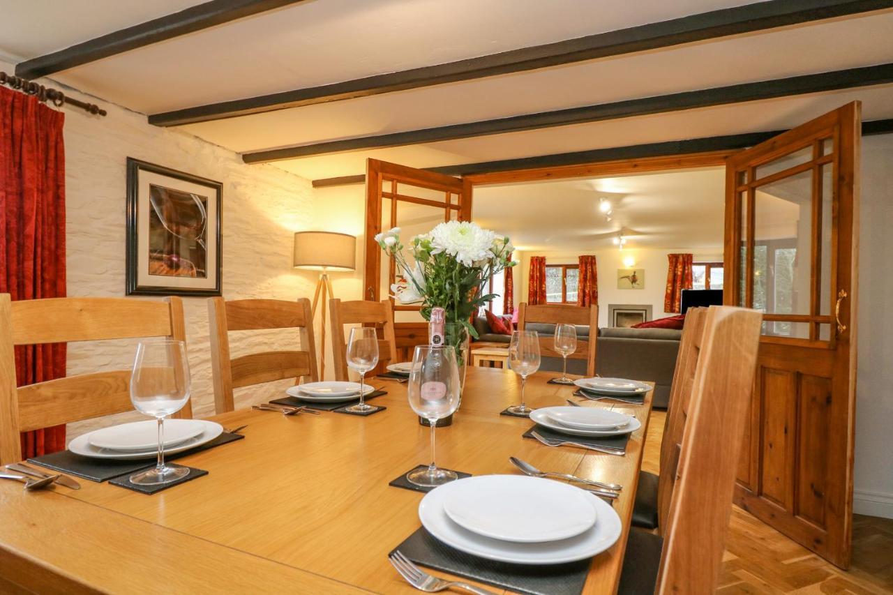 South Boduel Farmhouse ลิสคาร์ด ภายนอก รูปภาพ