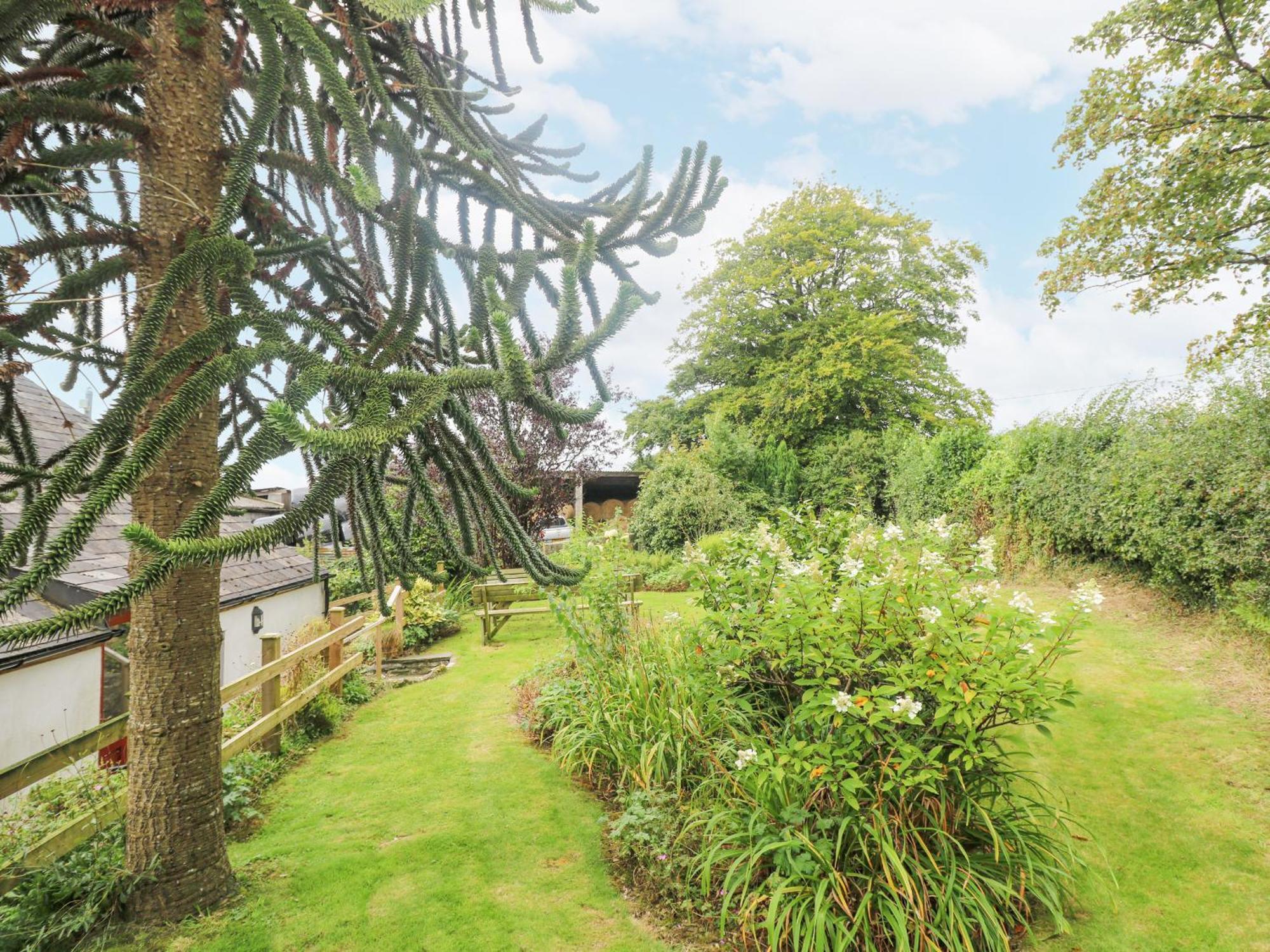 South Boduel Farmhouse ลิสคาร์ด ภายนอก รูปภาพ